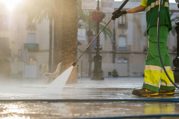 Best Pool Deck Cleaning  in Silver Lake, FL